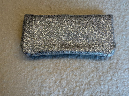 Portefeuille tissu bleu marine rabat simili cuir argenté