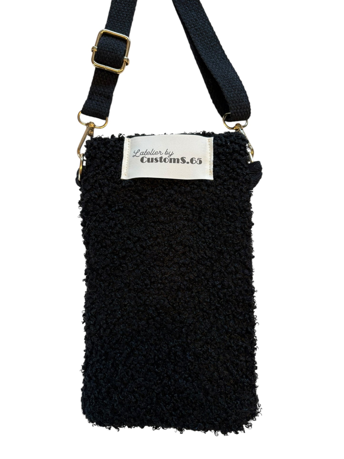 Pochette téléphone rabat moumoute noir intérieur tête de mort sangle tissu noire
