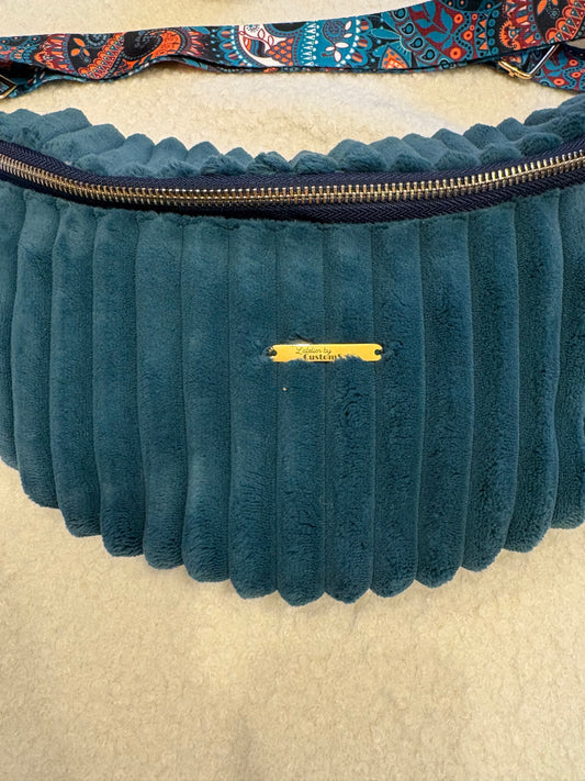 Sac banane XXL velour côtelé (trés large côte) bleu canard sangle bleu canard