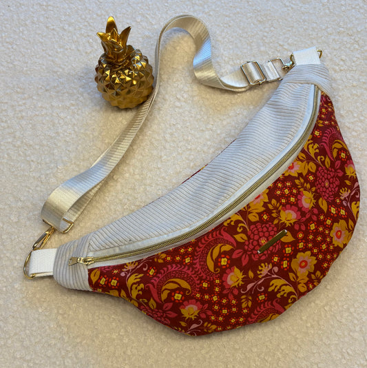Sac banane XXL fleuri rouge orangé capot velour cotelé (fine côte) écru sangle unie écru