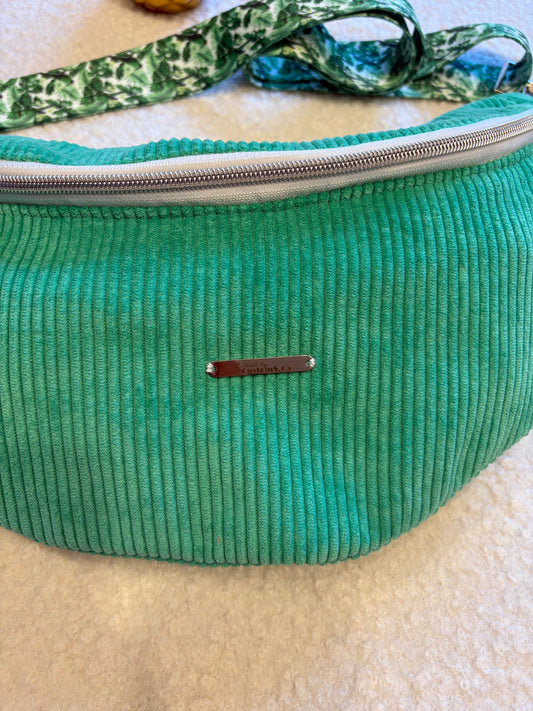 Sac banane XXL velour côtelé (fine côte) vert sangle fleurie verte