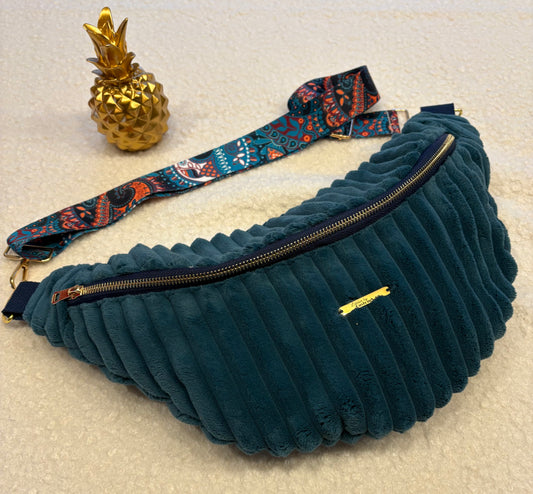 Sac banane XXL velour côtelé (trés large côte) bleu canard sangle bleu canard