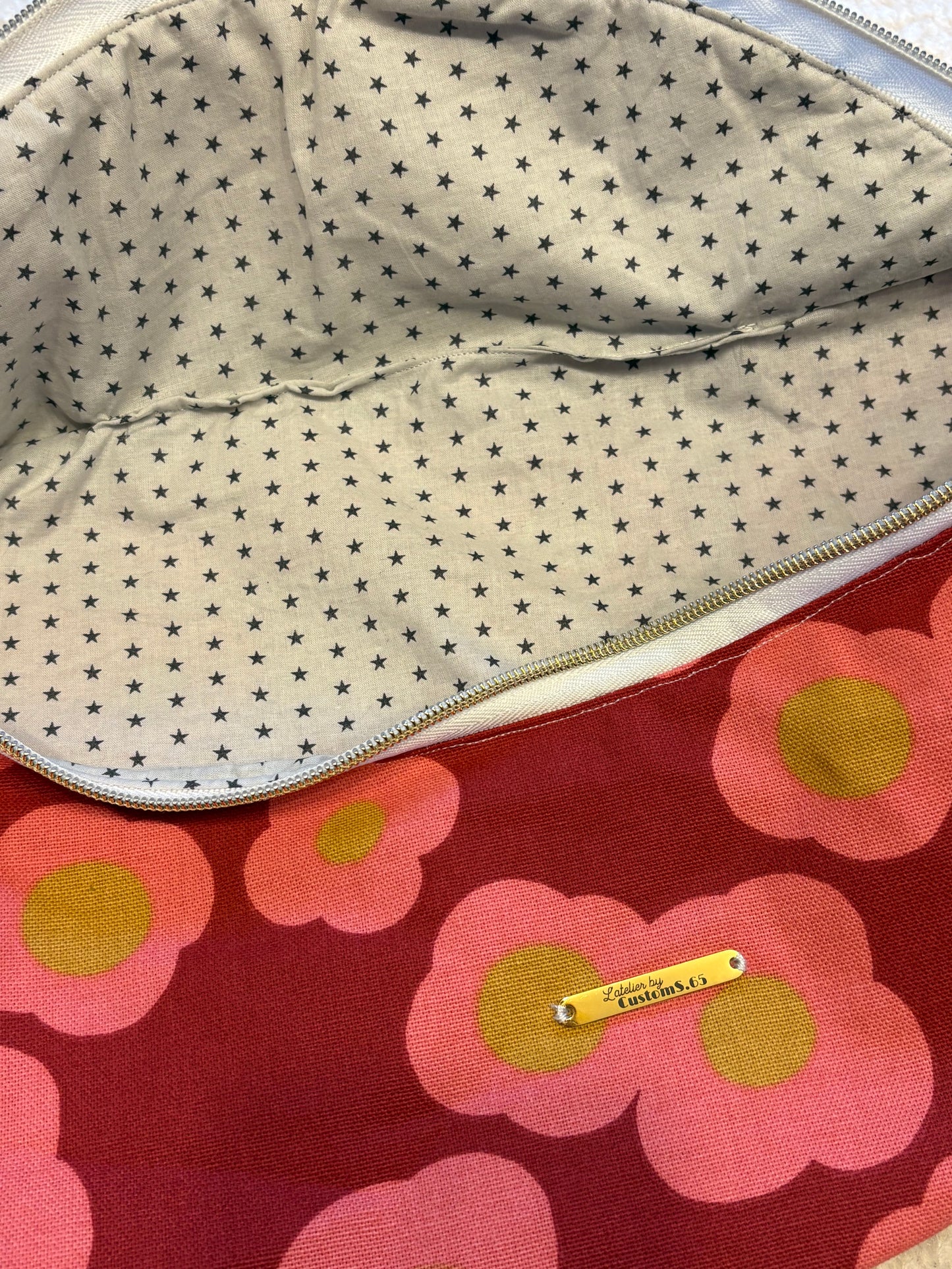 Sac banane XXL fleuri rouge capot velour côtelé (trés large côte) écru sangle unie écru