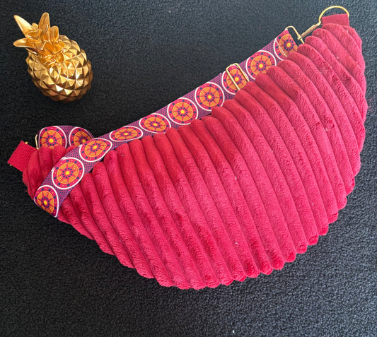 Sac banane XXL velour trés grosse côte fushia sangle fushia et violet