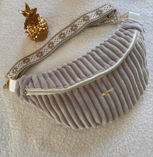 Sac banane XXL velour côtelé (trés large côte) beige sangle géométrique