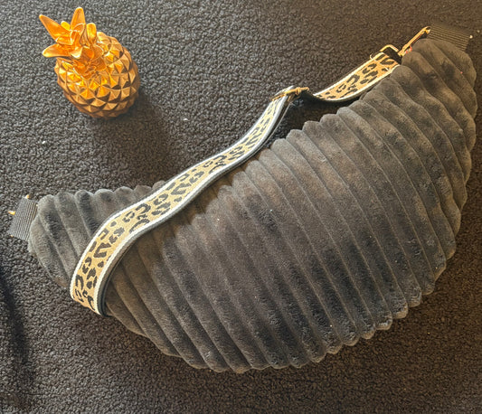 Sac banane XXL velour trés grosses côtes noire sangle léopard