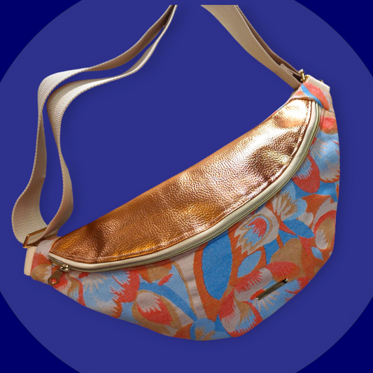 Sac banane motif floral rétro capot cuir vegan cuivre