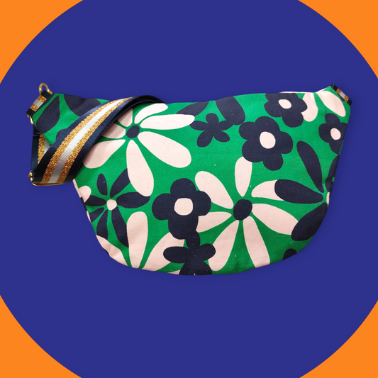 Sac banane motif fleuri vert bleu rose capot nid d'abeilles rose clair