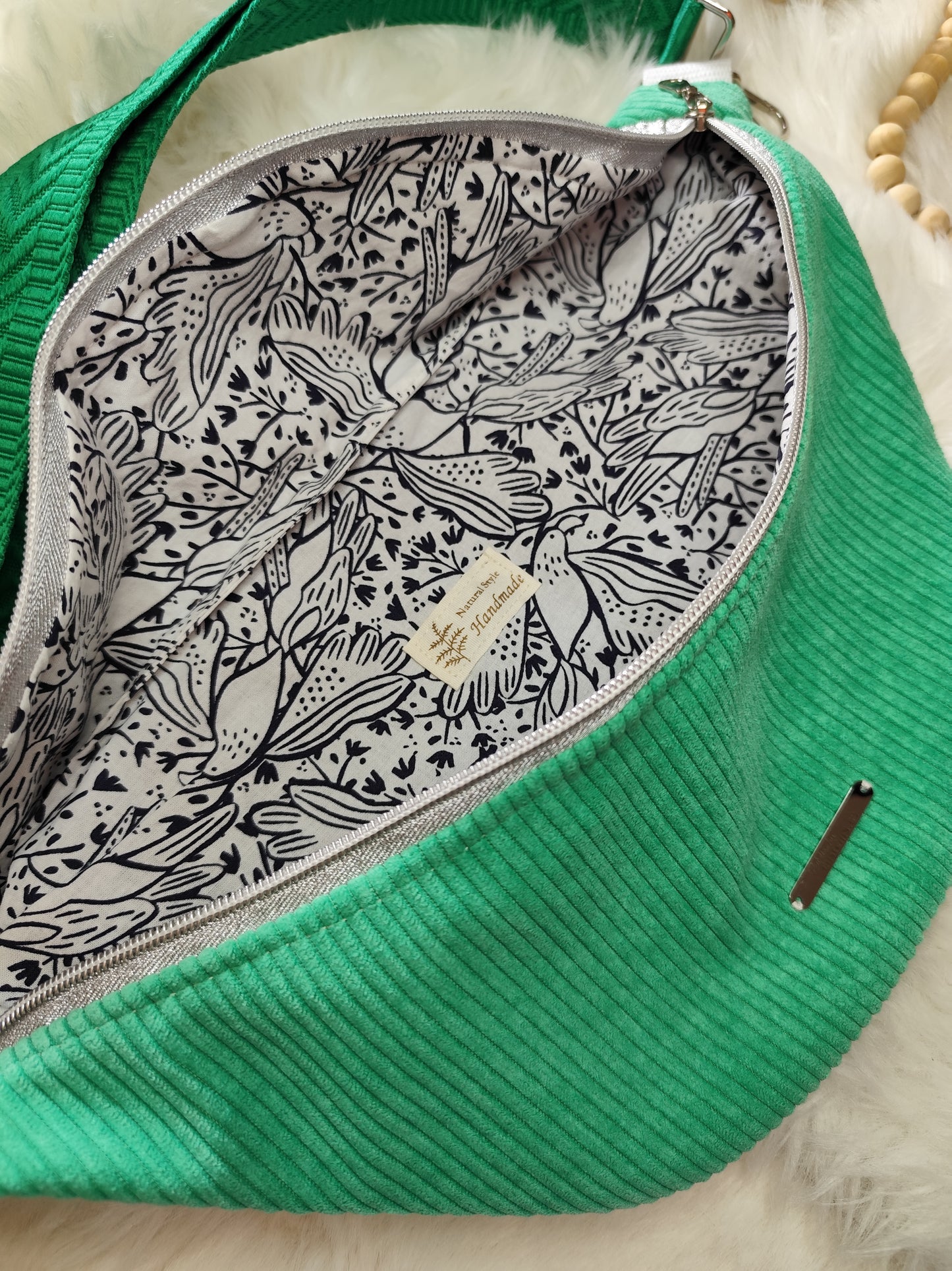 Sac banane velour côtelé vert brésil capot cuir vegan argent