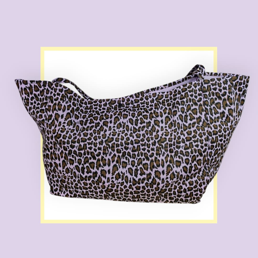 Sac Cabas léopard parme bouche paillettes doré