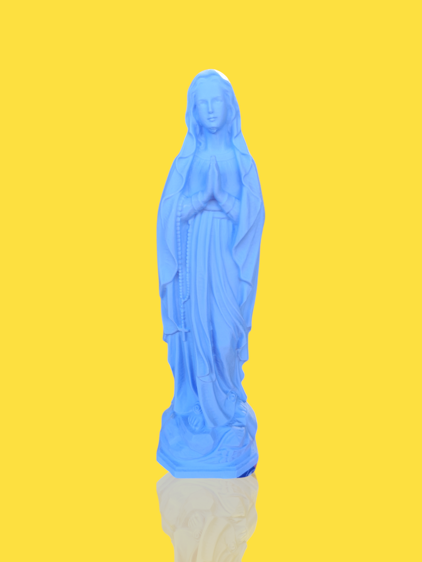 Statue pop vierge Marie bleu layette