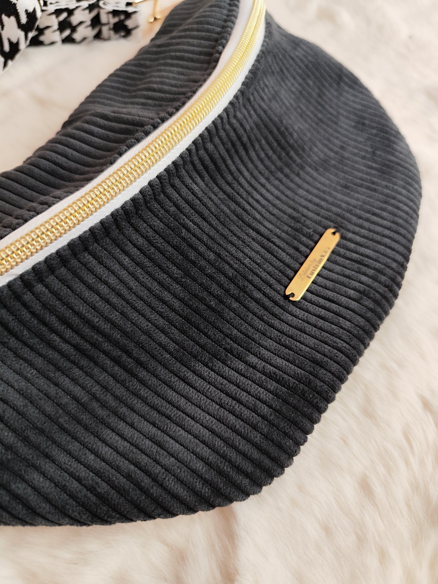 Sac banane S velour côtelé noir