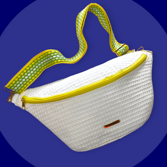 Sac banane nid d'abeilles blanc écru détail jaune vert