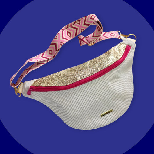 Sac banane velour côtelé crème capot cuir vegan doré détail rose fushia