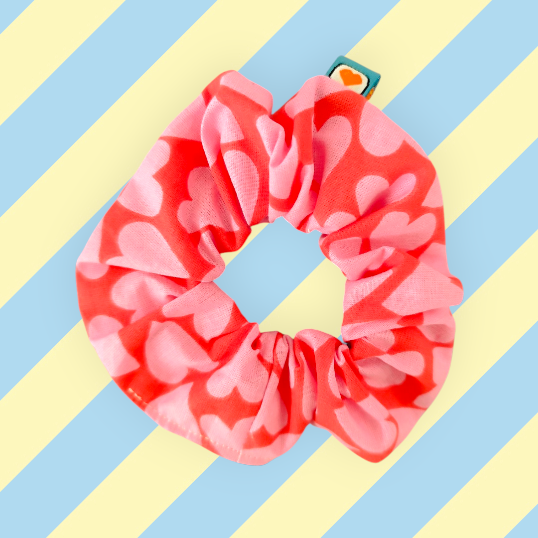 Chouchou tendance rouge coeur rose