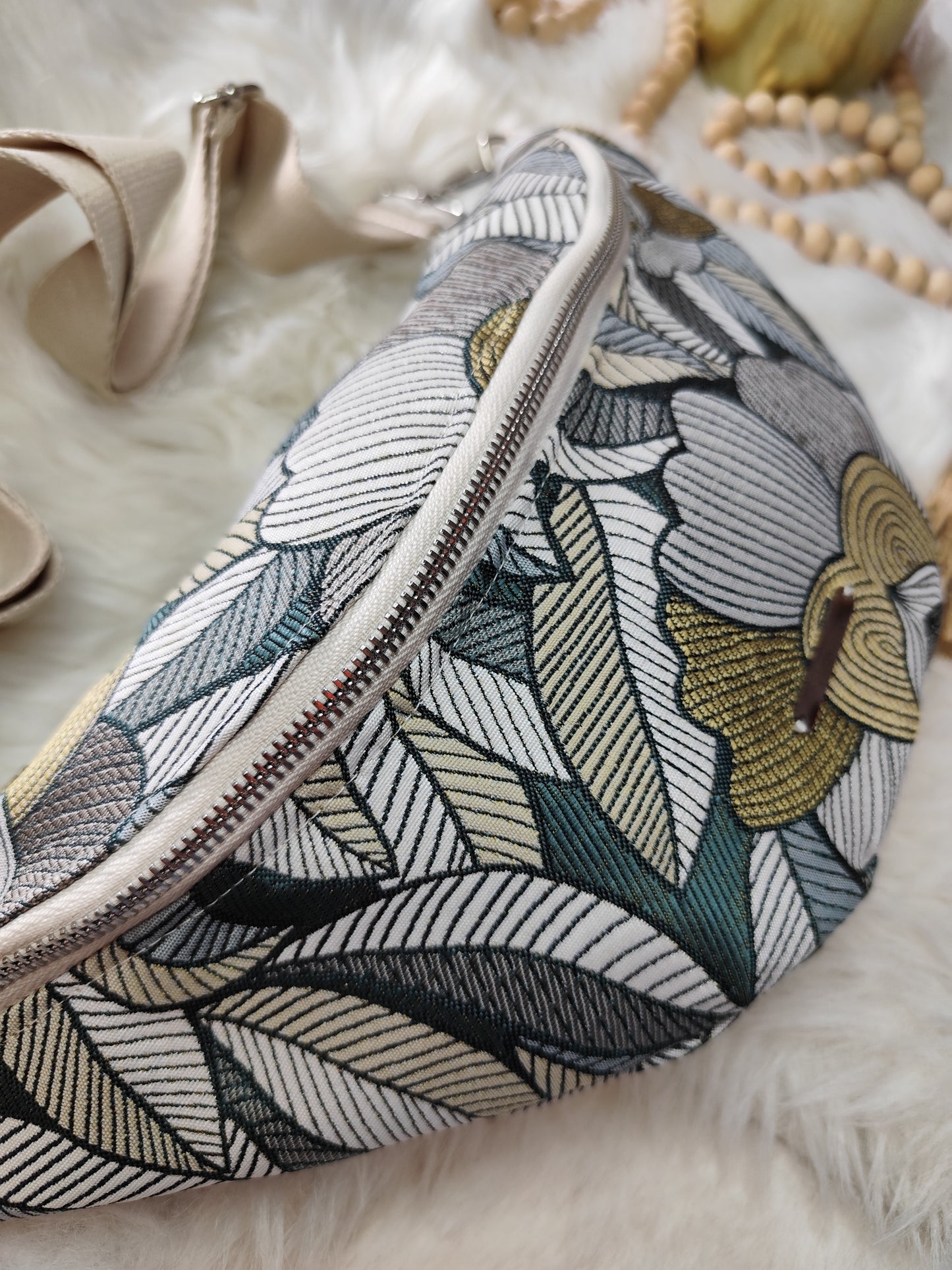 Sac banane jacquard effet wax