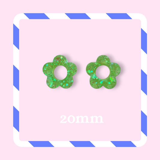 Charms fleurs pailletés vert anis