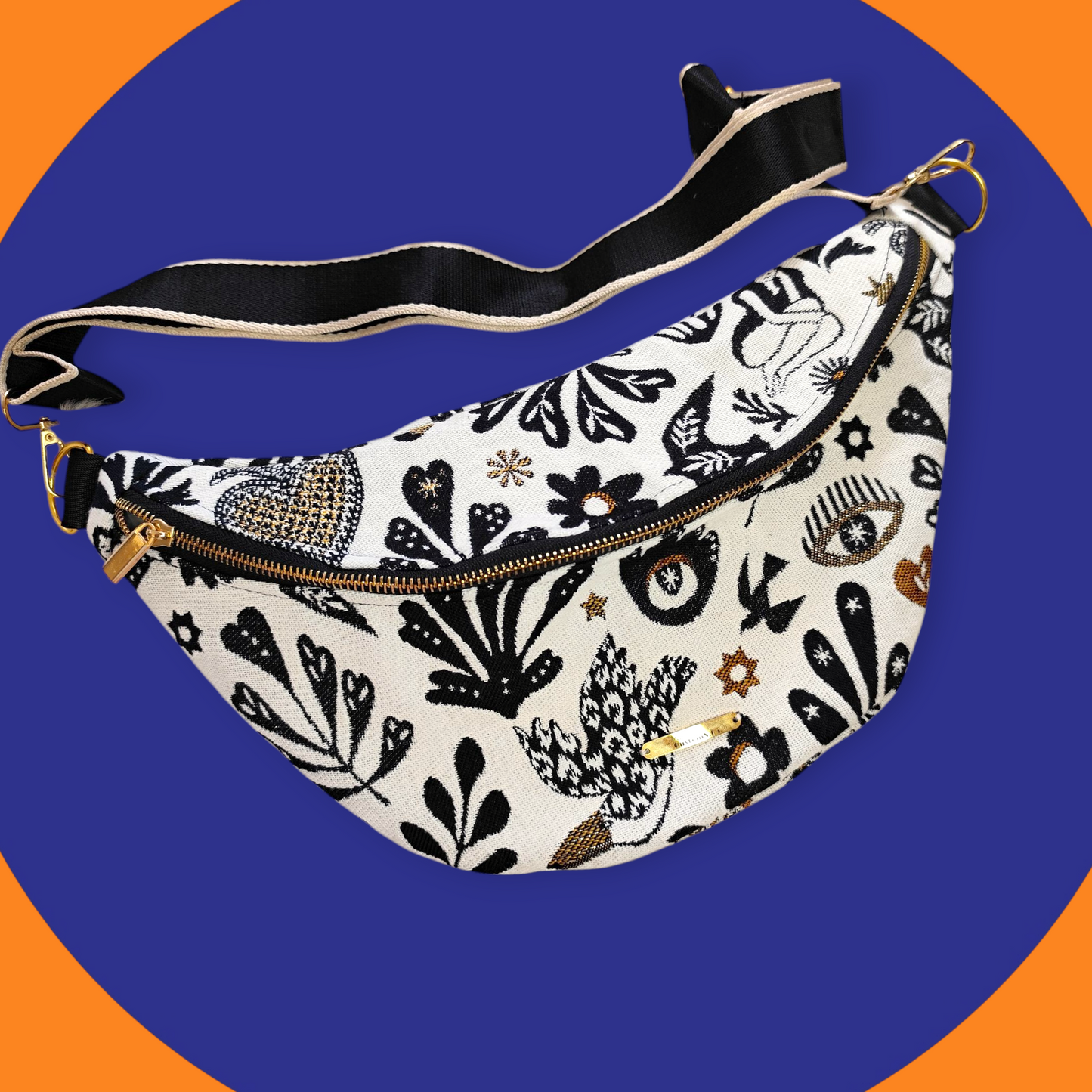 Sac banane motif mystique noir or fond clair