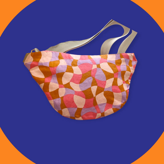 Sac banane motif géométrique capot nid d'abeilles rose corail