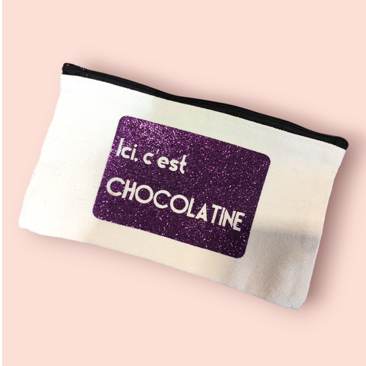 Petite Pochette à Zip écru "Ici, c'est CHOCOLATINE" violet pailleté