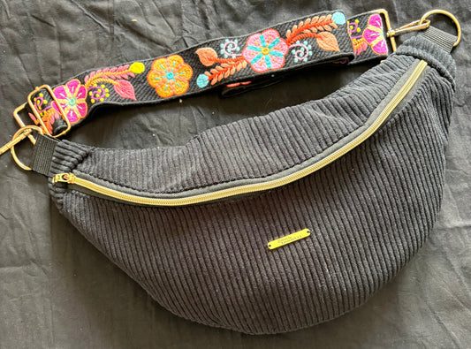 Sac banane XXL noire sangle fleurie