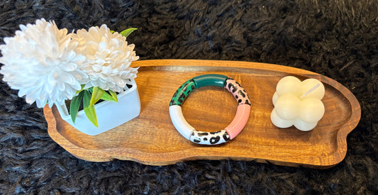 Bracelet tubulaire léopard blanc, vert et rose