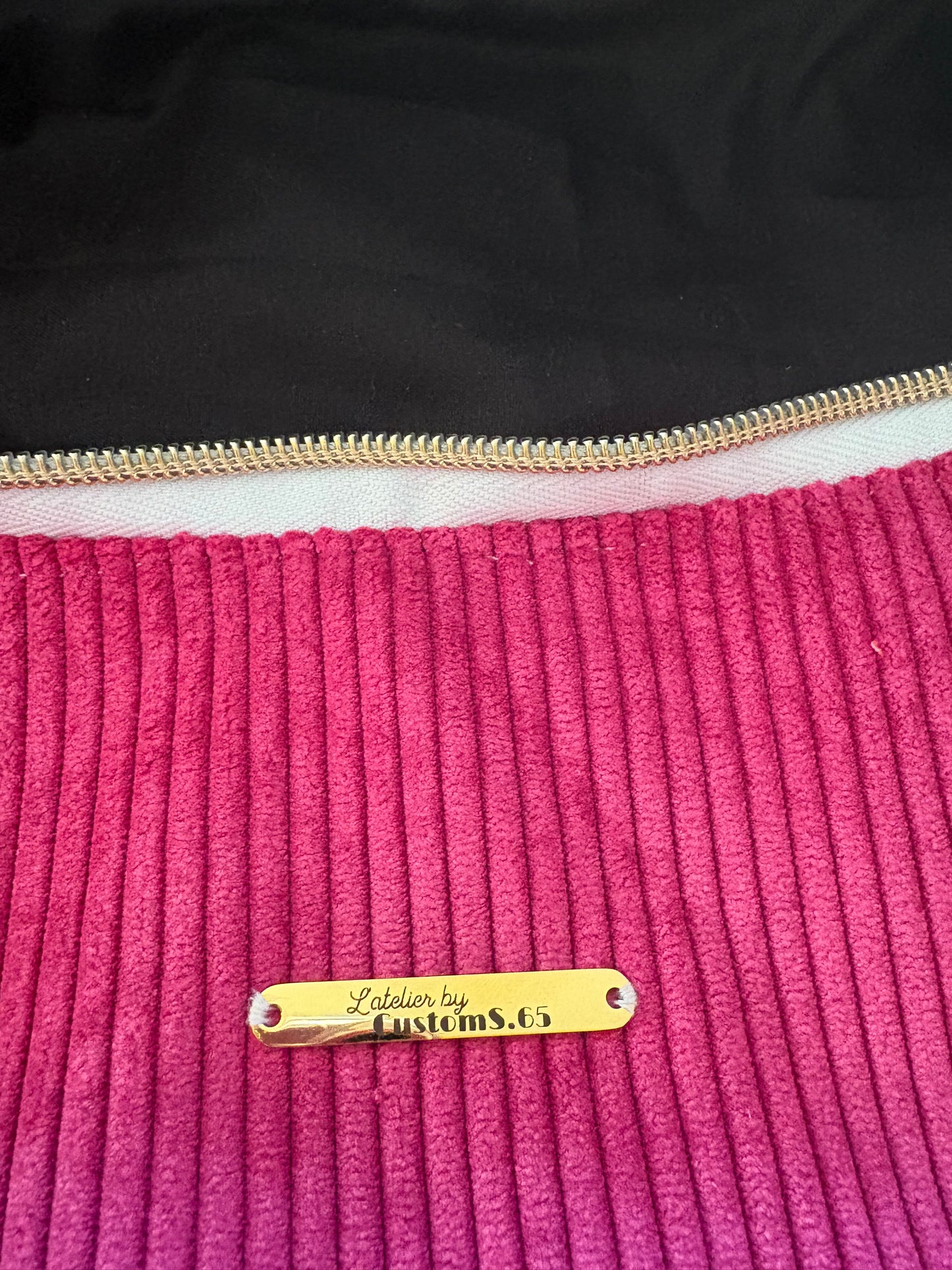 Sac banane XXL velour côtelé rose fushia