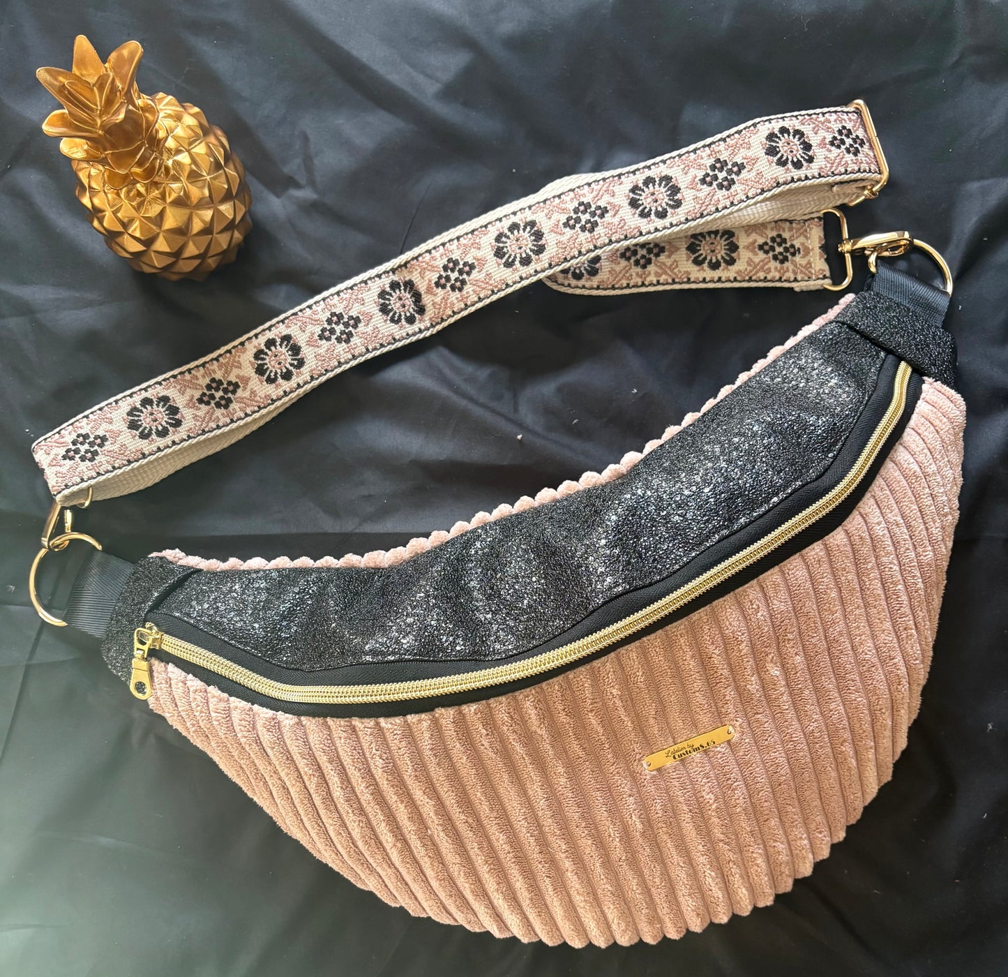 Sac banane XXL velour côtelé vieux rose capot noir pailleté