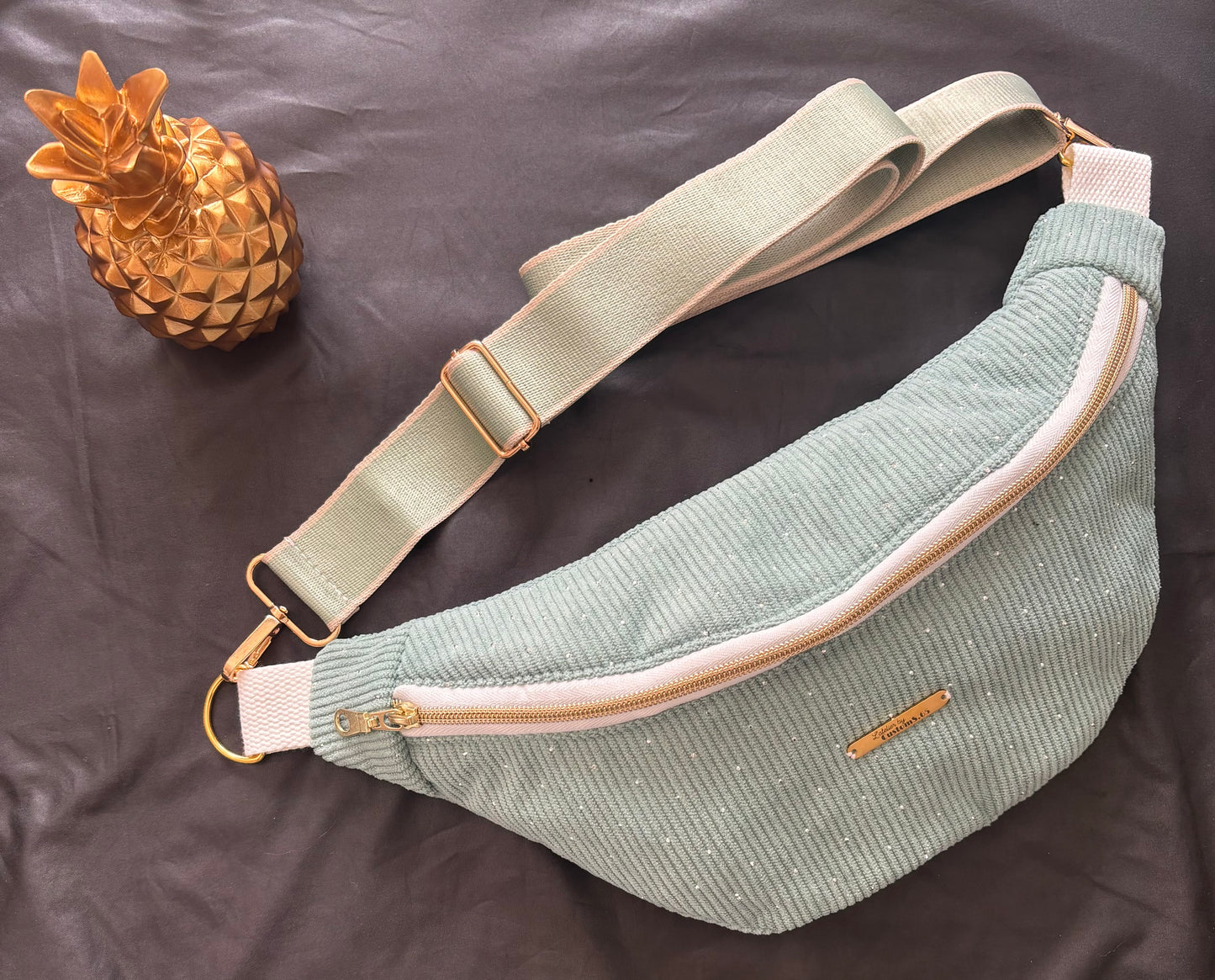 Sac banane S velour côtelé vert emeraude avec brillants