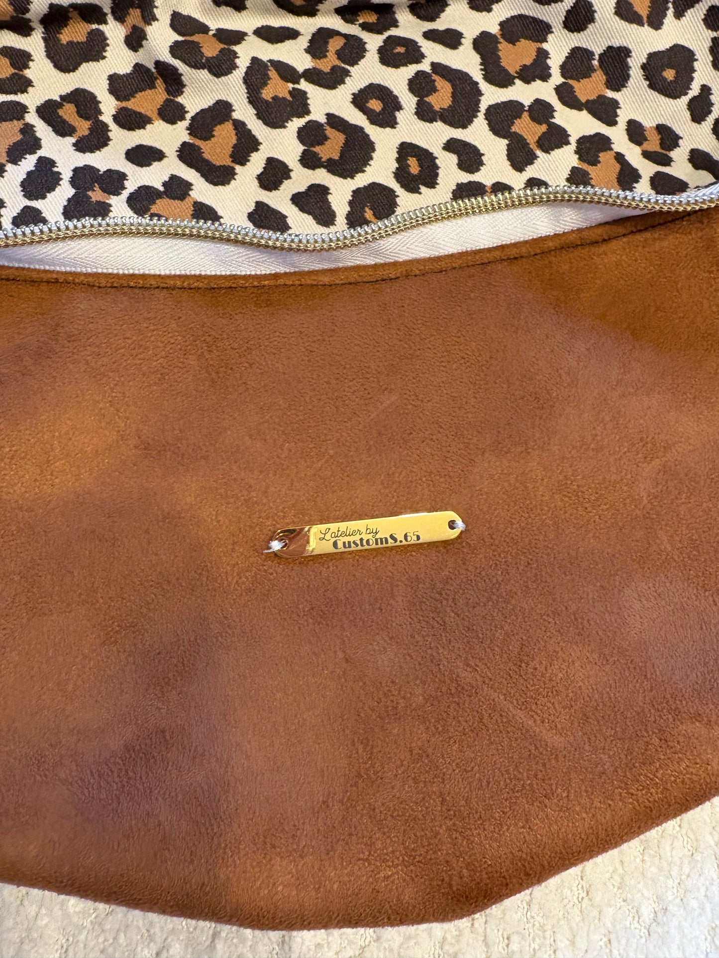 Sac banane XXL daim camel sangle camel/doré