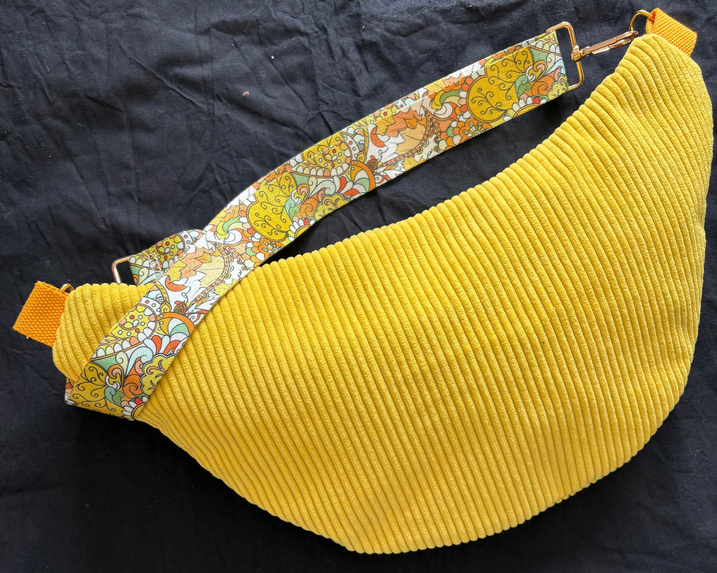 Sac banane XXL jaune pétard