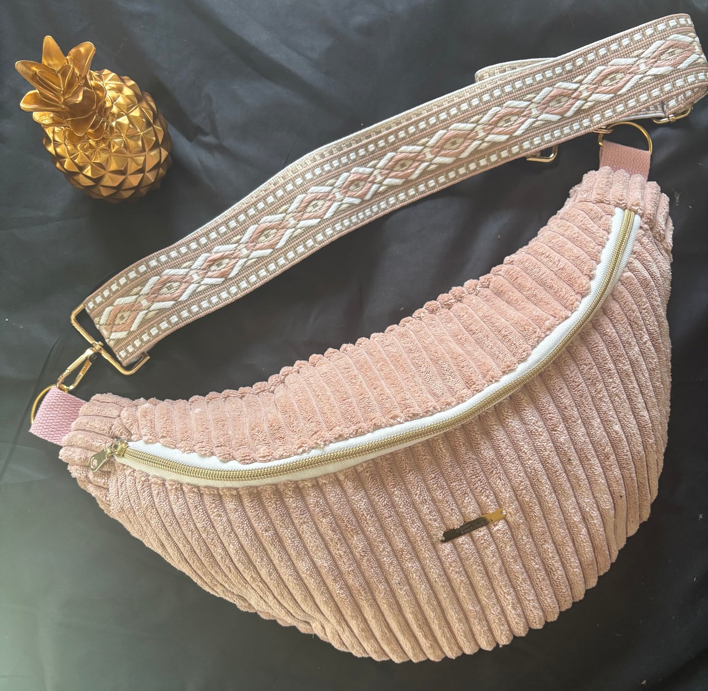 Sac banane XXL velour côtelé rose pâle
