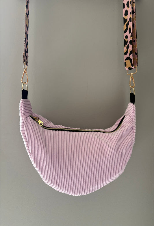 Sac demi-lune velour côtelé rose sangle léopard rose