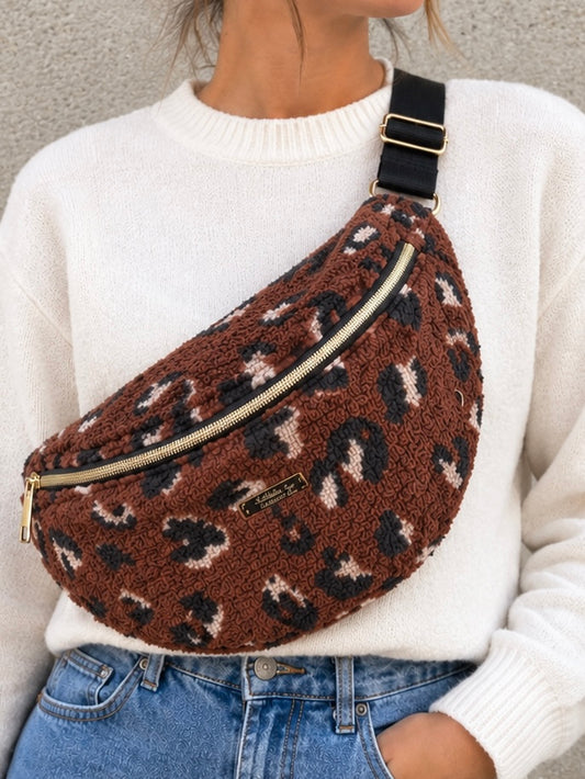 Sac banane XXL léopard en moumoute