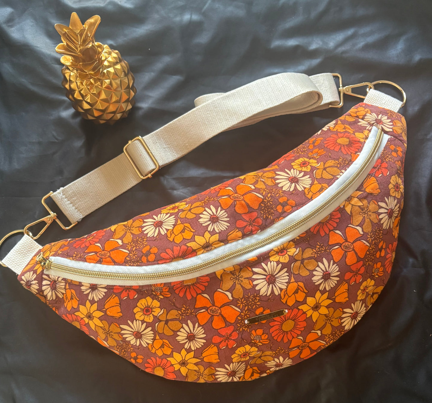 Sac banane XXL fleurie style rétro