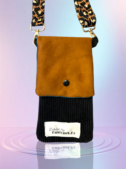 Pochette téléphone rabat daim camel pochettes velour noire