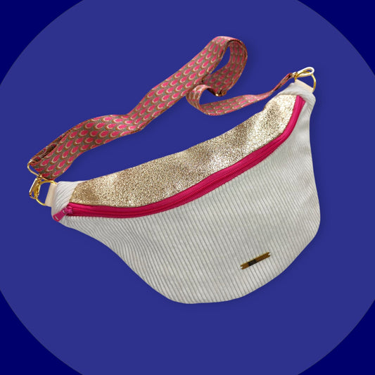 Sac banane velour côtelé crème capot cuir vegan doré détail rose fushia