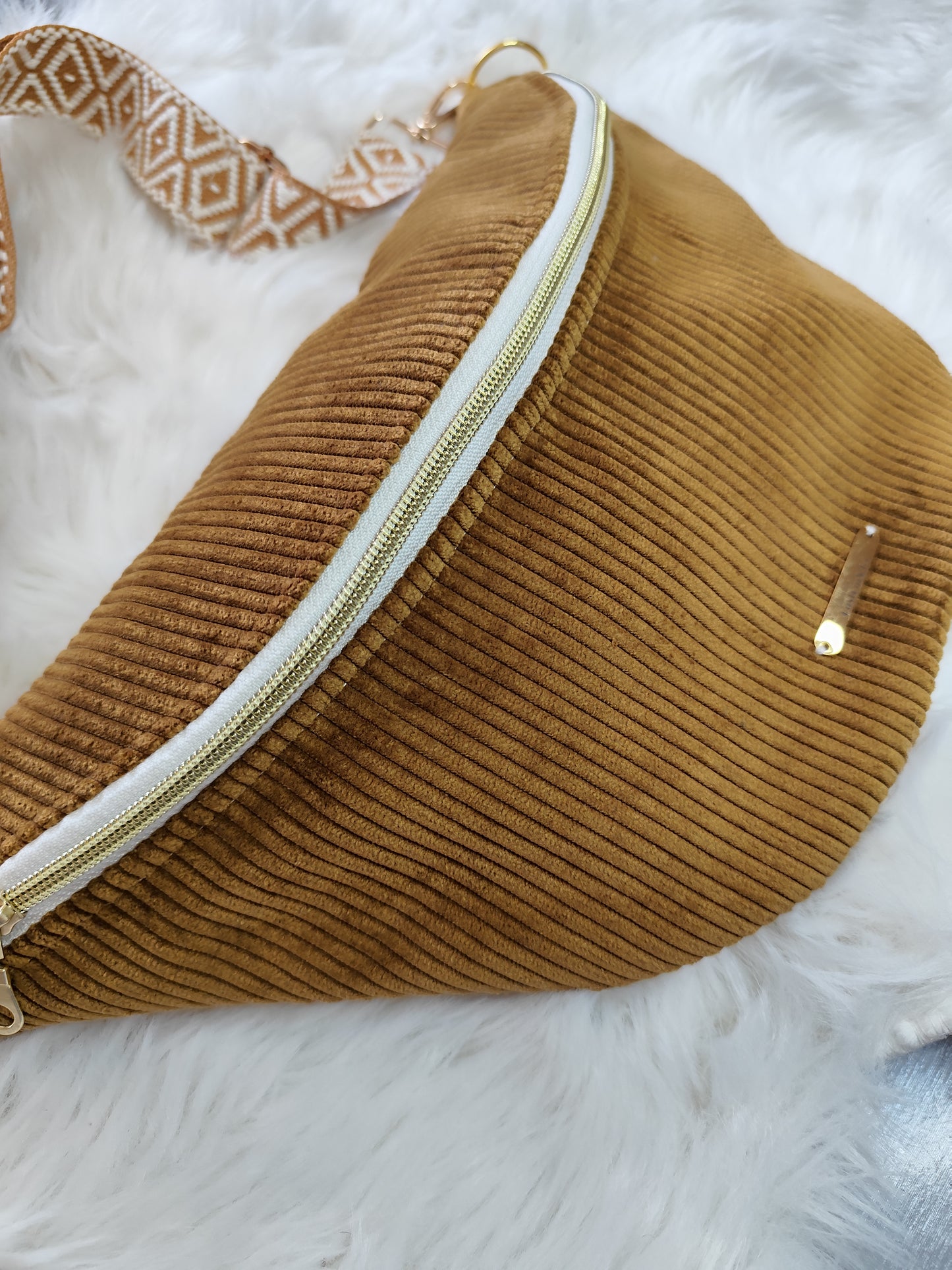 Sac banane velour côtelé ocre